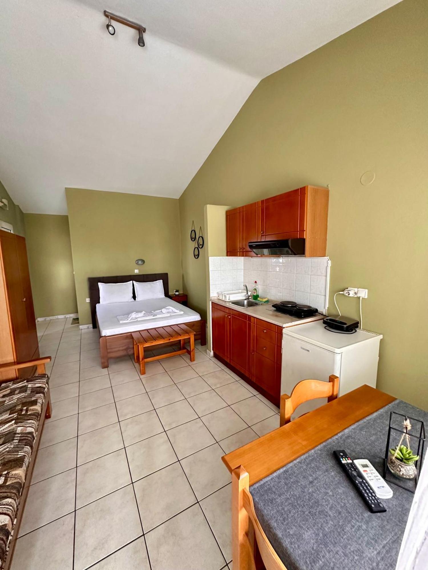 קראמוטי Artemis Hotel Apartments מראה חיצוני תמונה