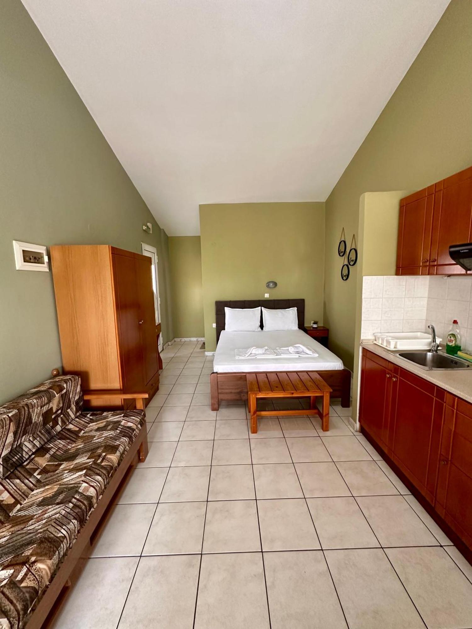 קראמוטי Artemis Hotel Apartments מראה חיצוני תמונה
